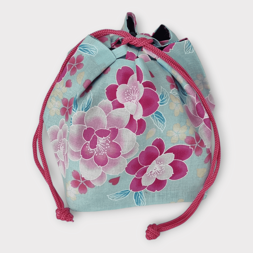 Kinchaku Beutel Wendetasche hellblau-schwarz