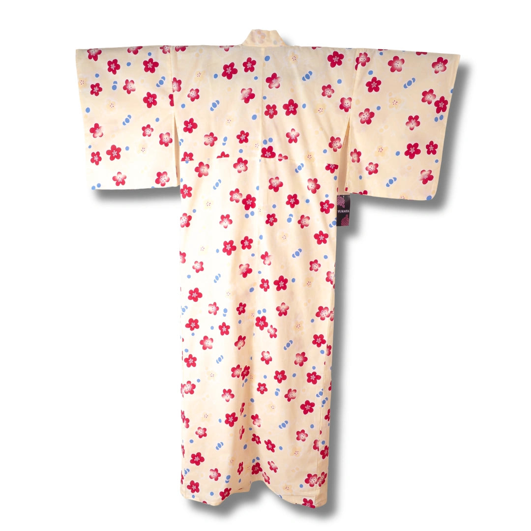 Rückseite eines Yukata mit Pflaumenblüten
