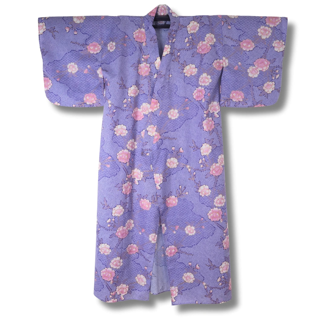 Damen Yukata – Lila mit Blumen