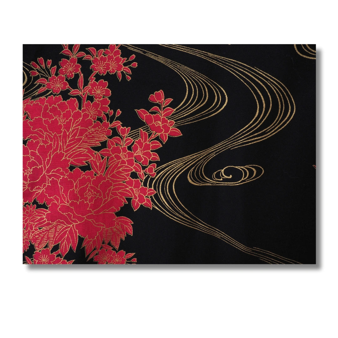 Damen Yukata schwarz mit roten Blumen & Goldakzenten