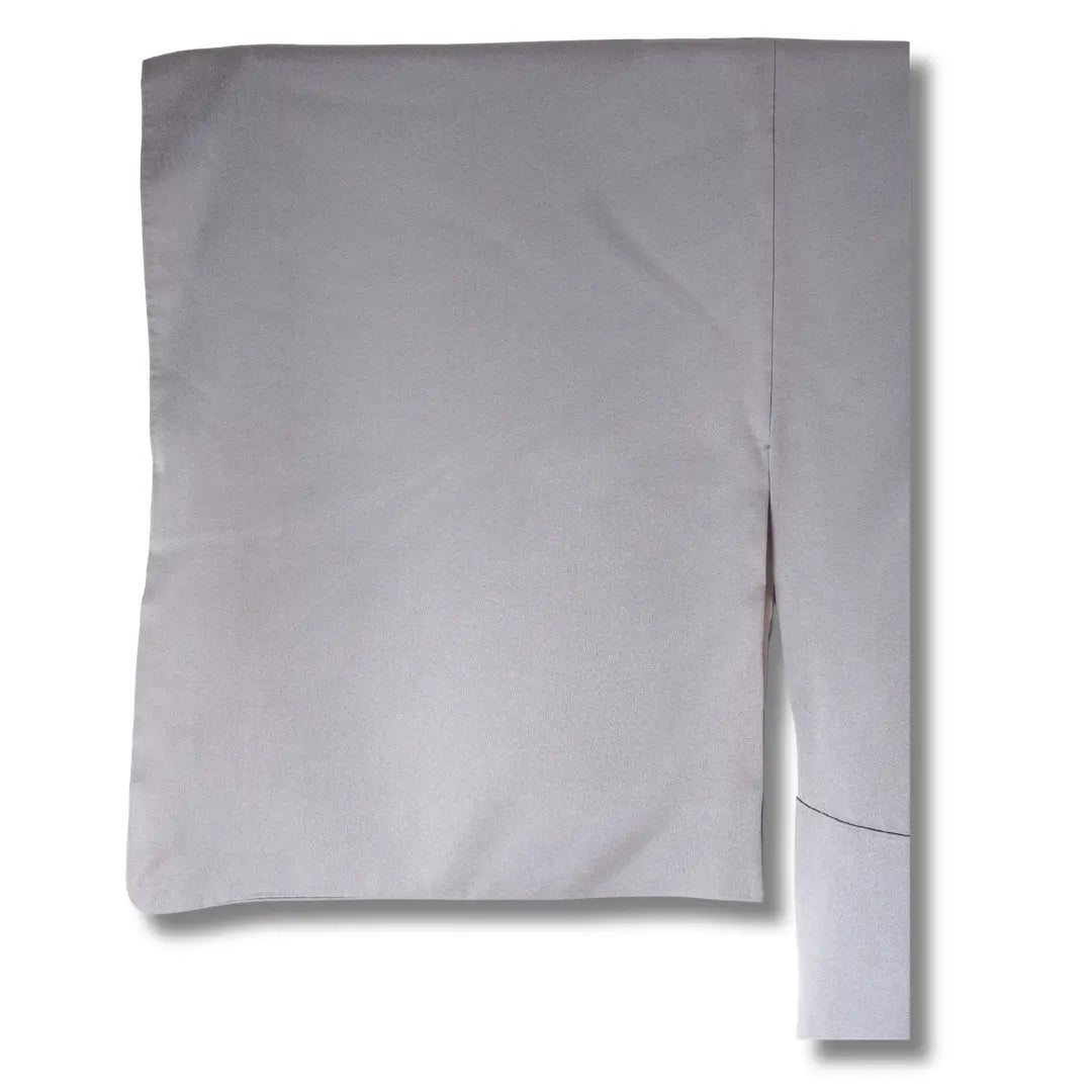 Detailansicht des grauen Kimono Stoffes