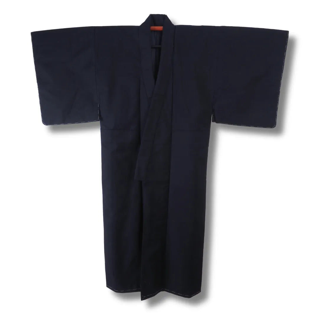 Dunkelblauer Vintage Herren-Kimono mit Heftfäden, Vorderansicht