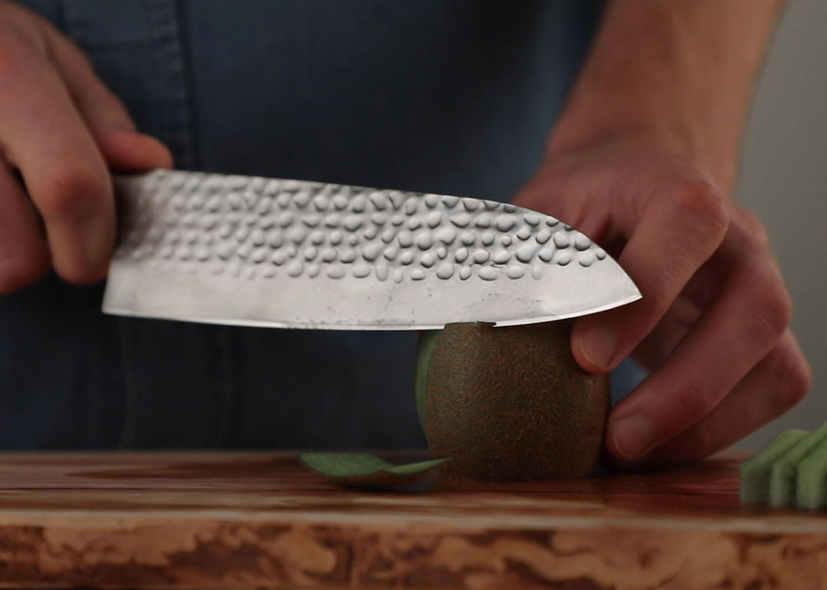 KOTAI Santoku - 18 cm Klinge von Hand geschärft