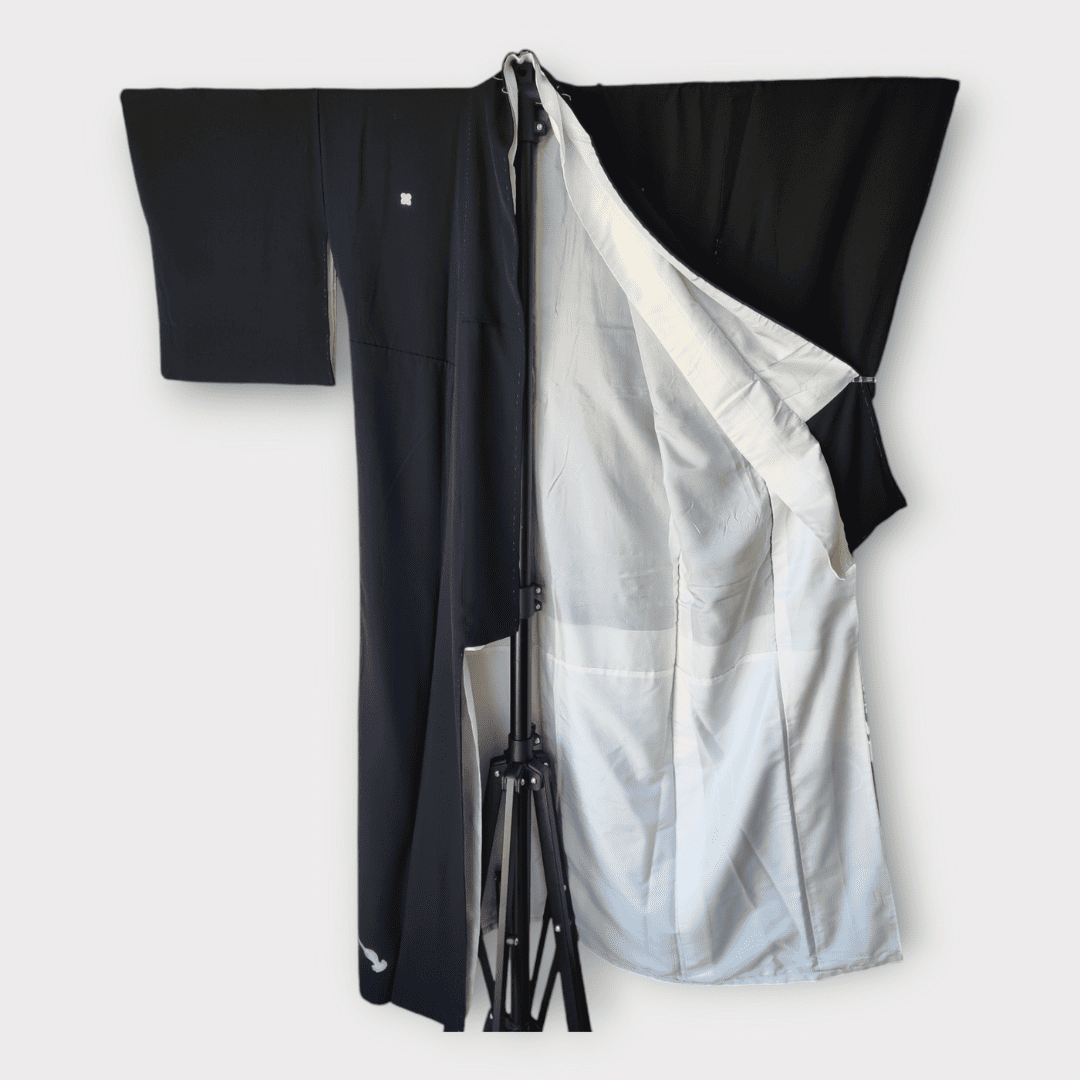 Vintage Kuro-Tomesode Kimono Damen Schriftrolle