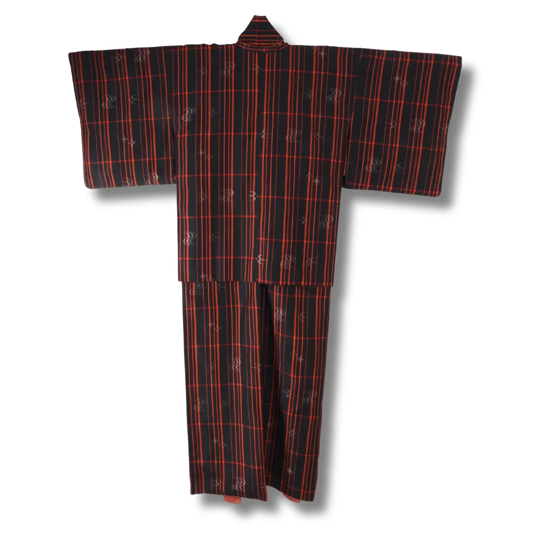 Rückansicht Kimono und Michiyuki kariert