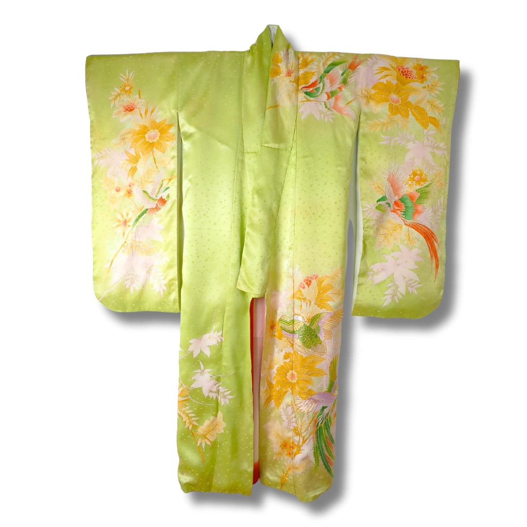 Vintage Damen Furisode Kimono Hellgrün mit Vogel- & Blumenstickerei