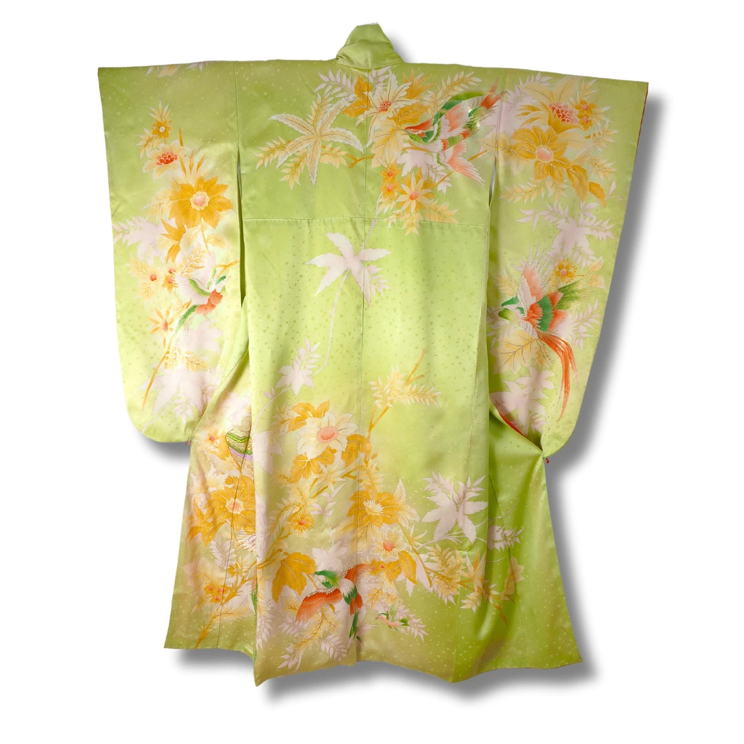 Vintage Damen Furisode Kimono Hellgrün mit Vogel- & Blumenstickerei