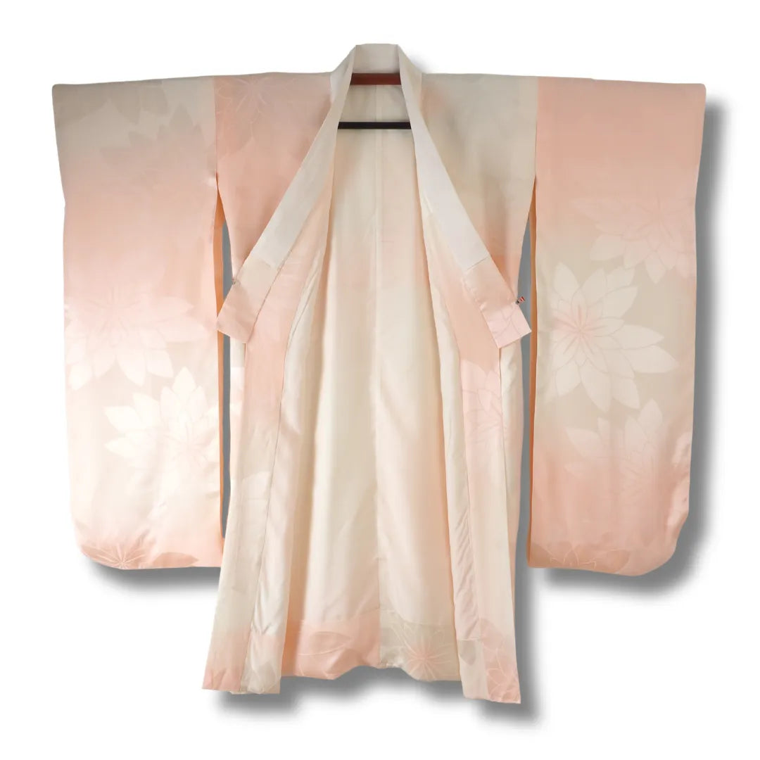 Vintage Damen Juban Furisode creme rosa geöffnet Vorderansicht