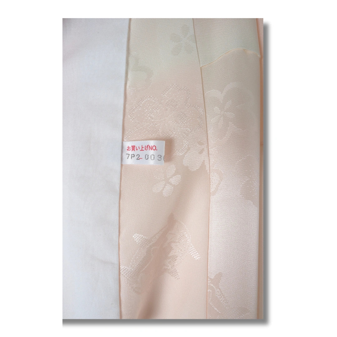 Vintage Furisode-Juban Hellrosa mit Blütenmuster