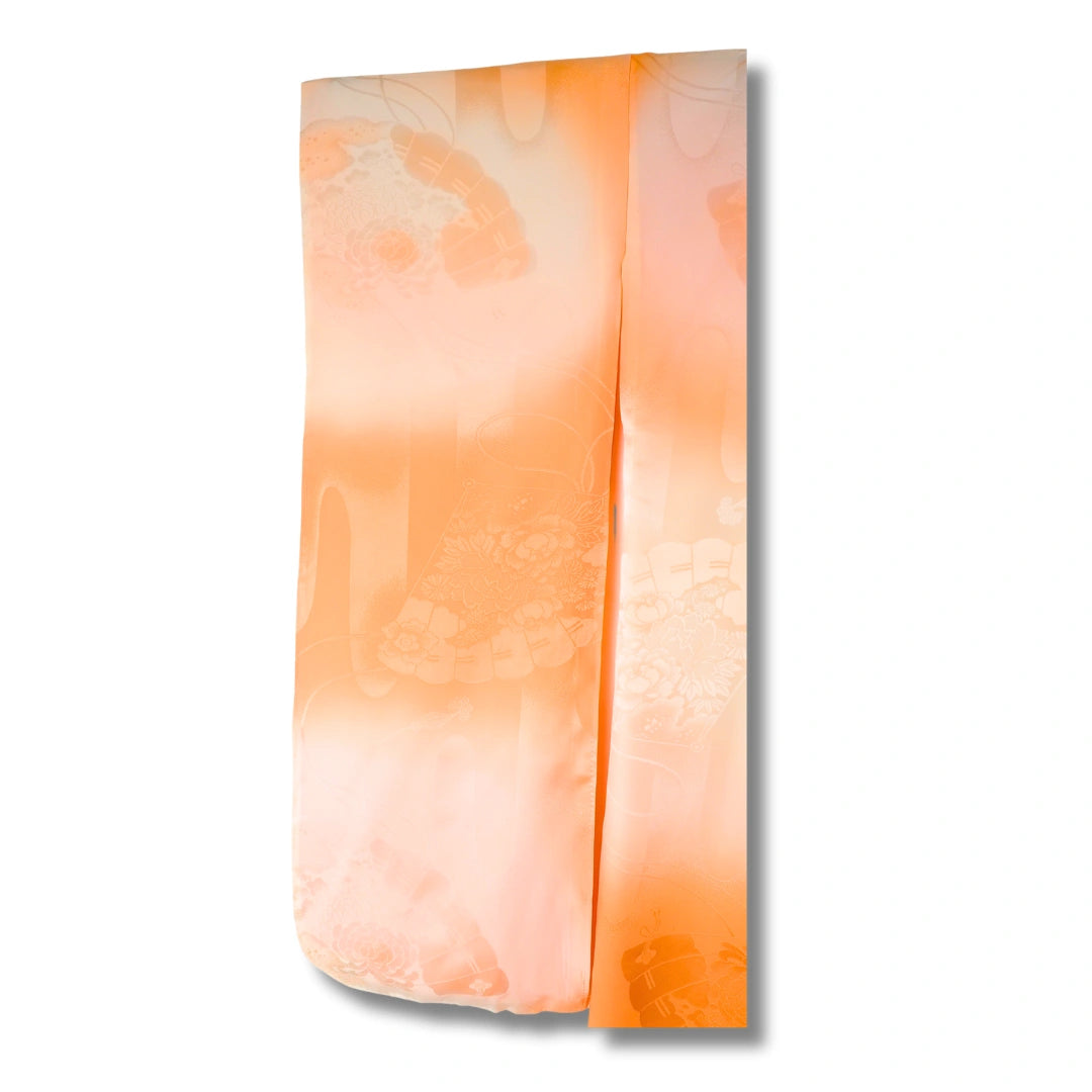 Vintage Damen Furisode-Juban in Apricot mit Glanzmuster