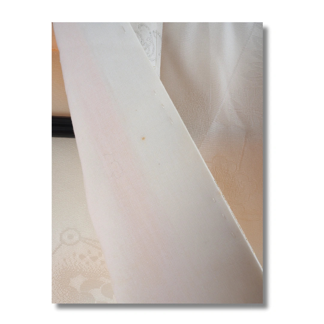 Vintage Damen Furisode-Juban in Apricot mit Glanzmuster