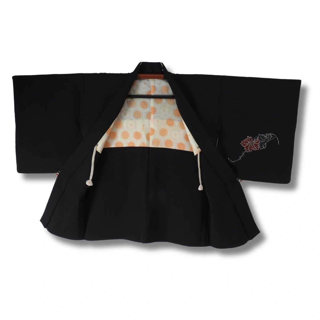 Vintage Damen Haori Schwarz mit roten Blättern inkl. Haori Himo