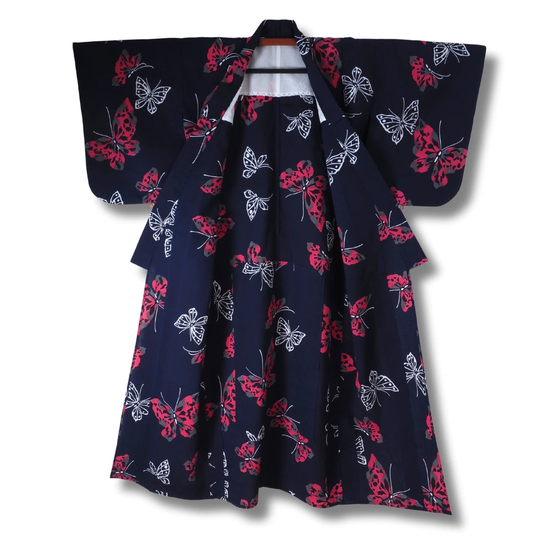 Vintage Damen Yukata Dunkelblau mit Schmetterlingen