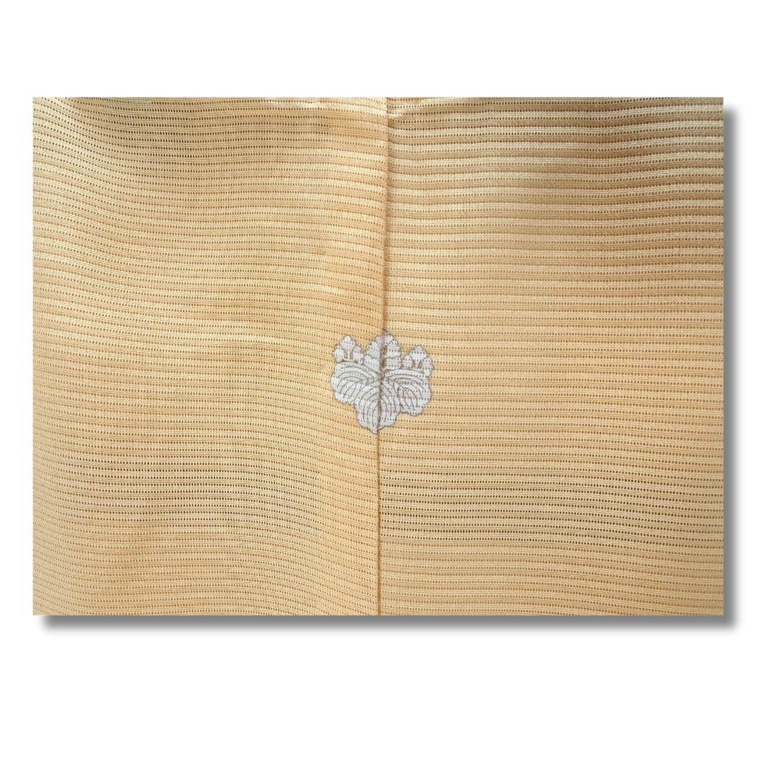 Kamon Familienwappen auf der Rückseite eines Kimono