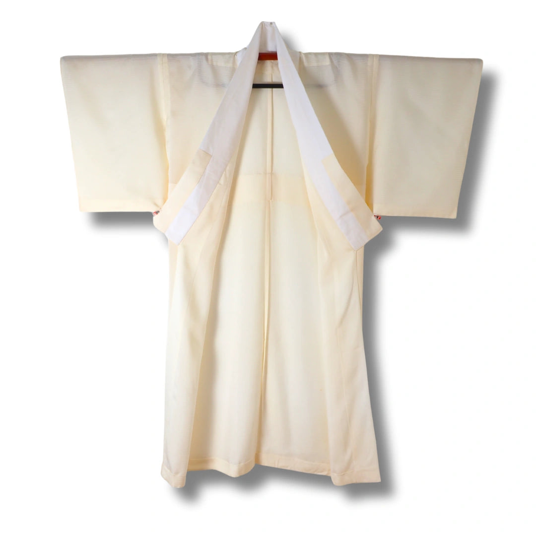 Vintage Damen Naga Juban creme mit feinen Streifen