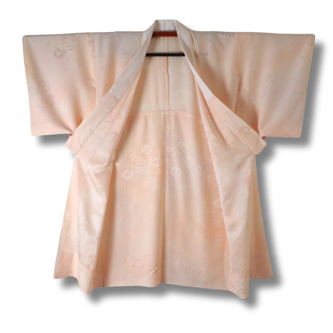 Vintage Damen Naga-Juban apricot mit Bällen