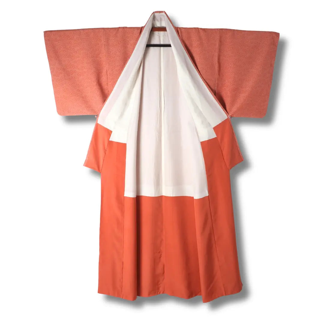 Innenansicht eines Vintage Iromuji Kimono