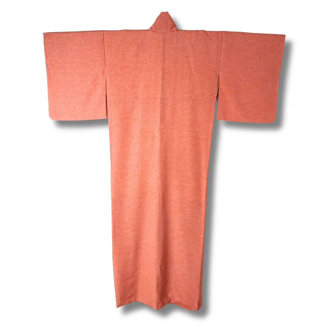 Rückseite eines orangeroten Iromuji Kimono