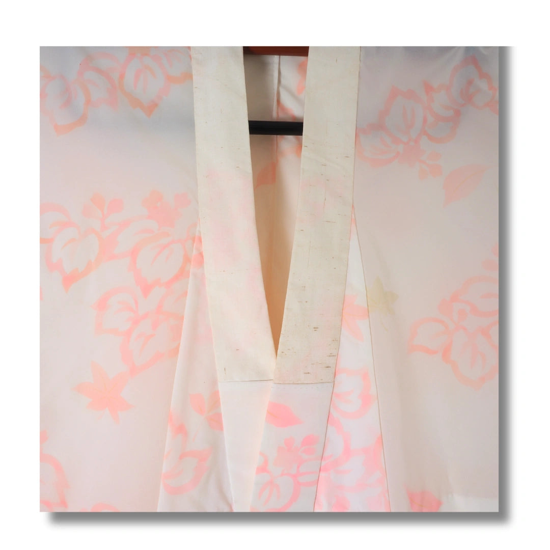 Vintage Damen Naga-Juban weiß mit rosa Blättern