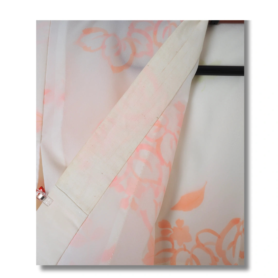 Vintage Damen Naga-Juban weiß mit rosa Blättern