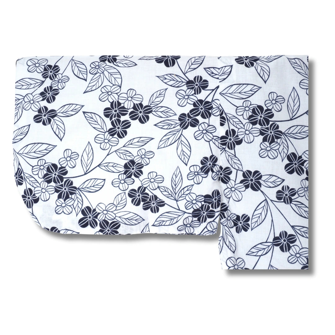 Vintage Damen Yukata / Nemaki blau-weiß Blumen