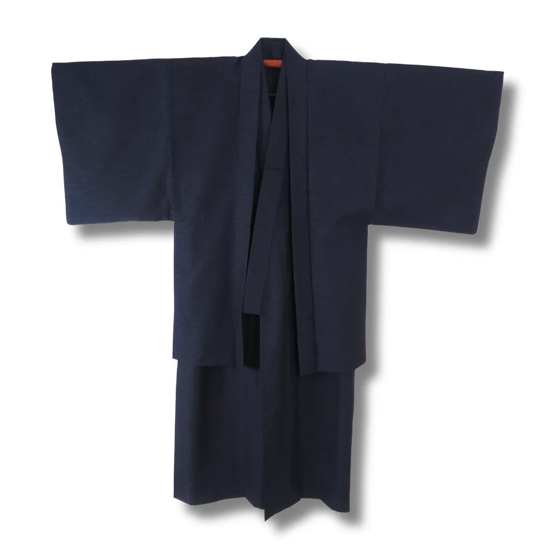 Vintage Herren-Ensemble aus Japan in Nachtblau, Kimono mit Haori, Frontansicht