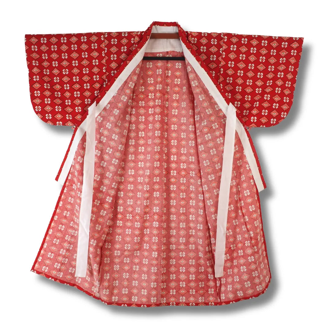 Vintage Kinder-Ensemble – Rot mit Weißen Blumen (Kimono & Haori inkl. Haori-Himo)