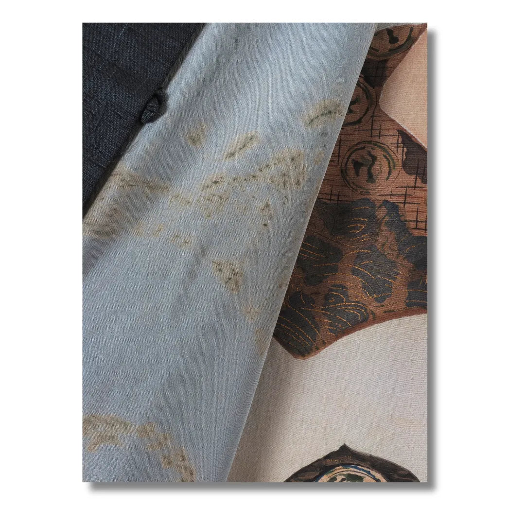 Detailaufnahme des Haori-Futters mit Malerei und Gebrauchsspur