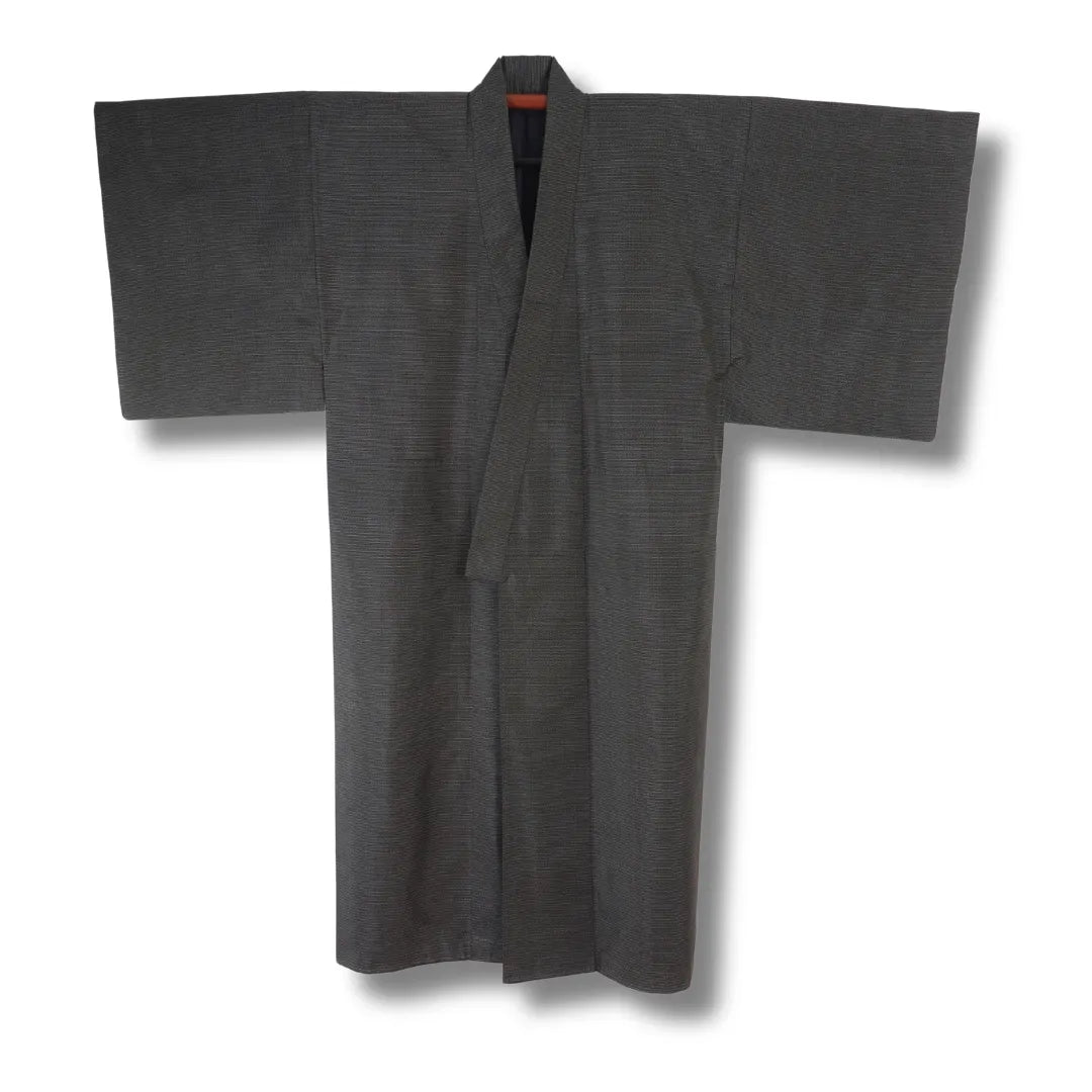 Graublauer Vintage Herren-Kimono aus Japan mit feinem Webmuster, Frontansicht