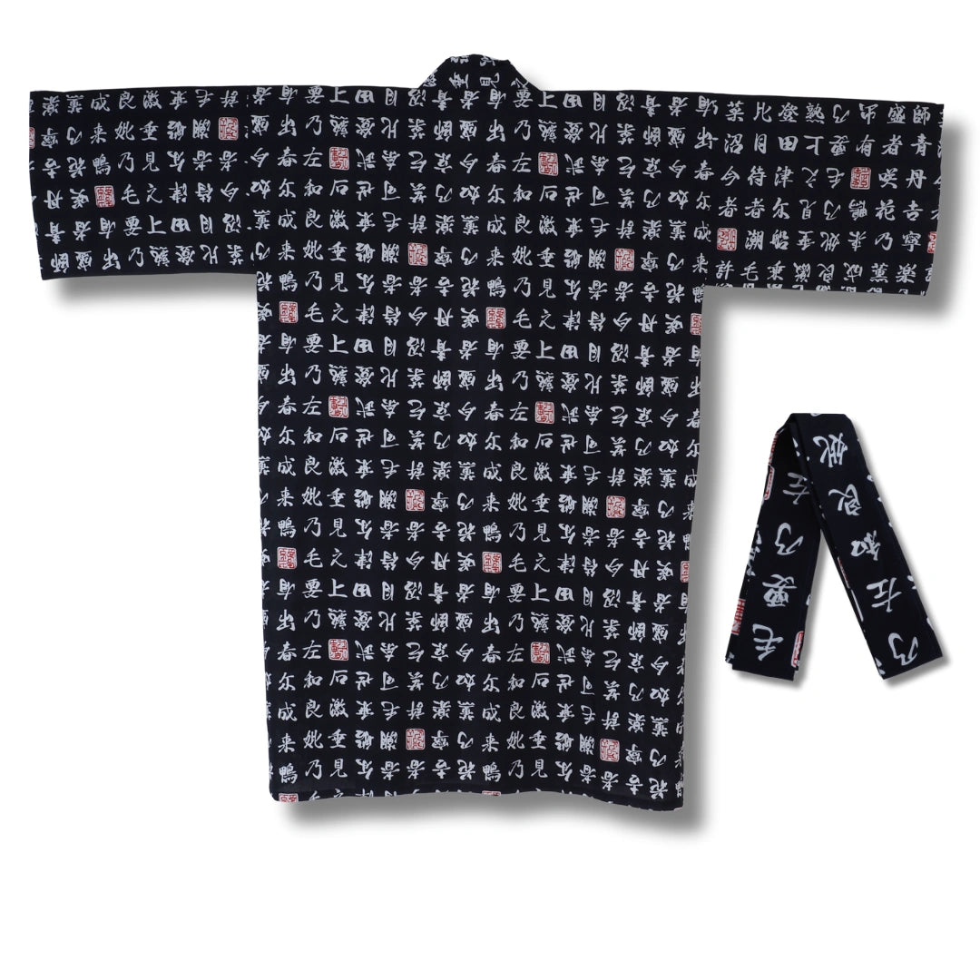 Herren Yukata kurz dunkelblau mit japanischen Schriftzeichen 