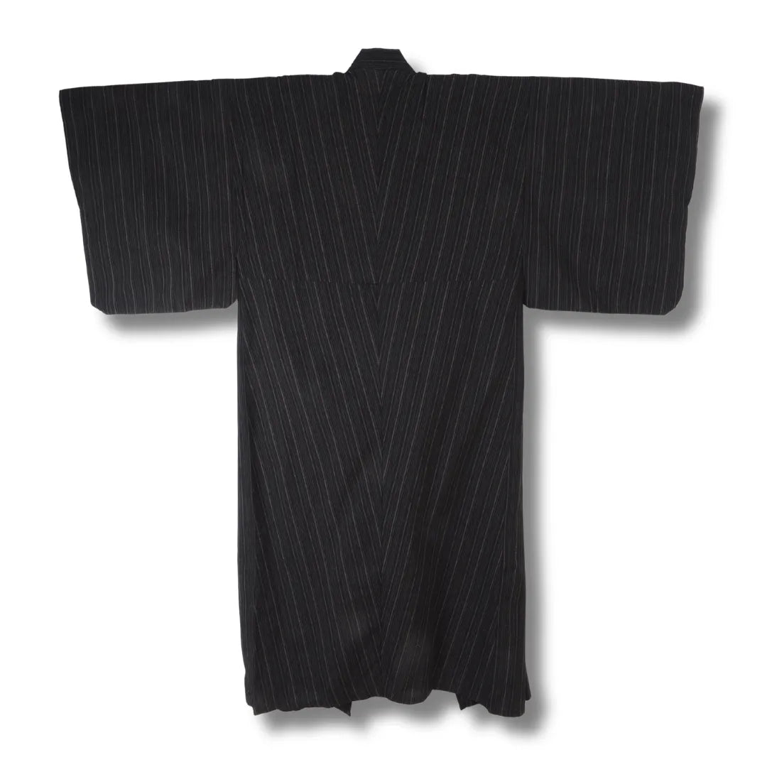 Rückseite des Herren Yukata mit Streifenmuster