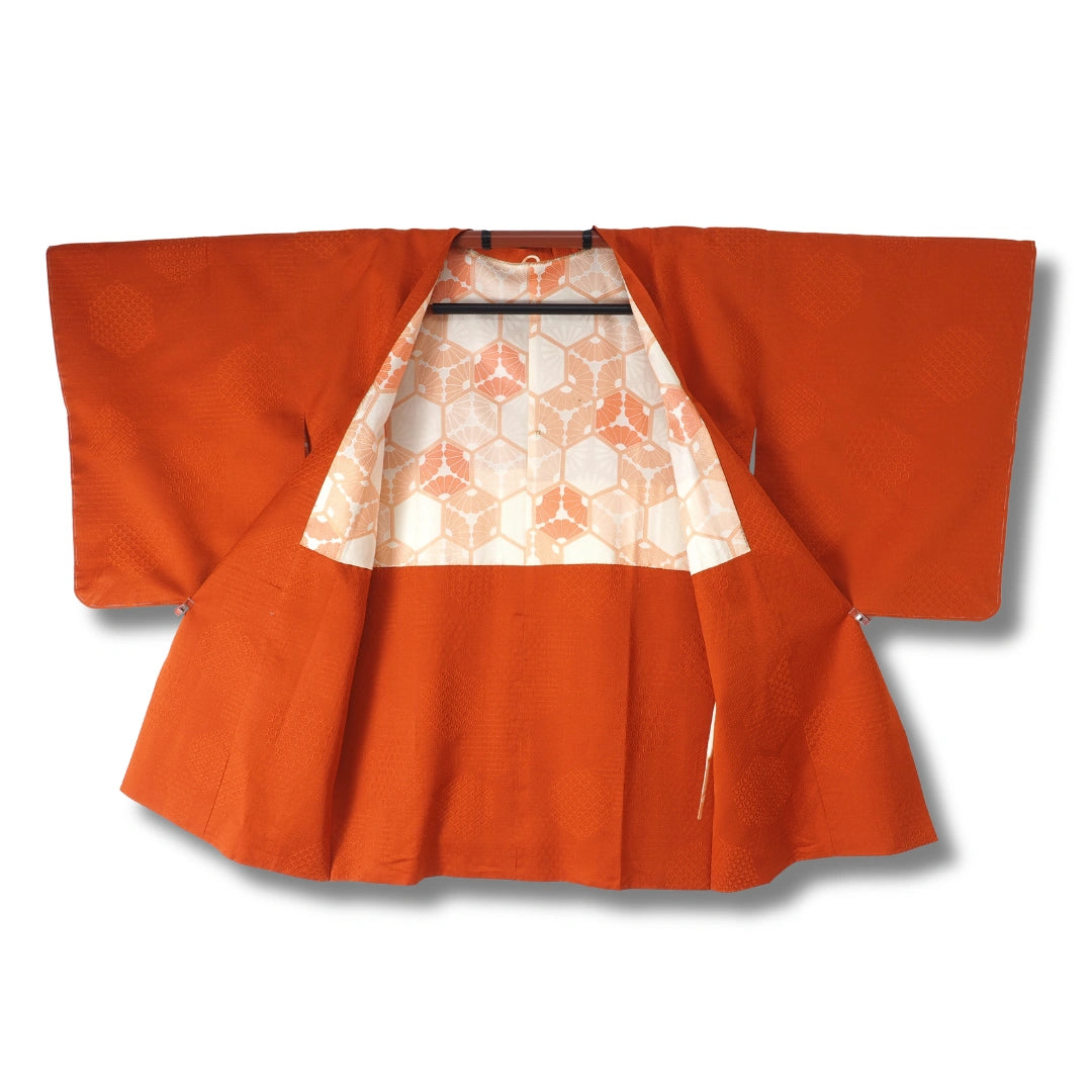 Innenansicht eines Vintage Michiyuki Mantels mit gemustertem Innenfutter
