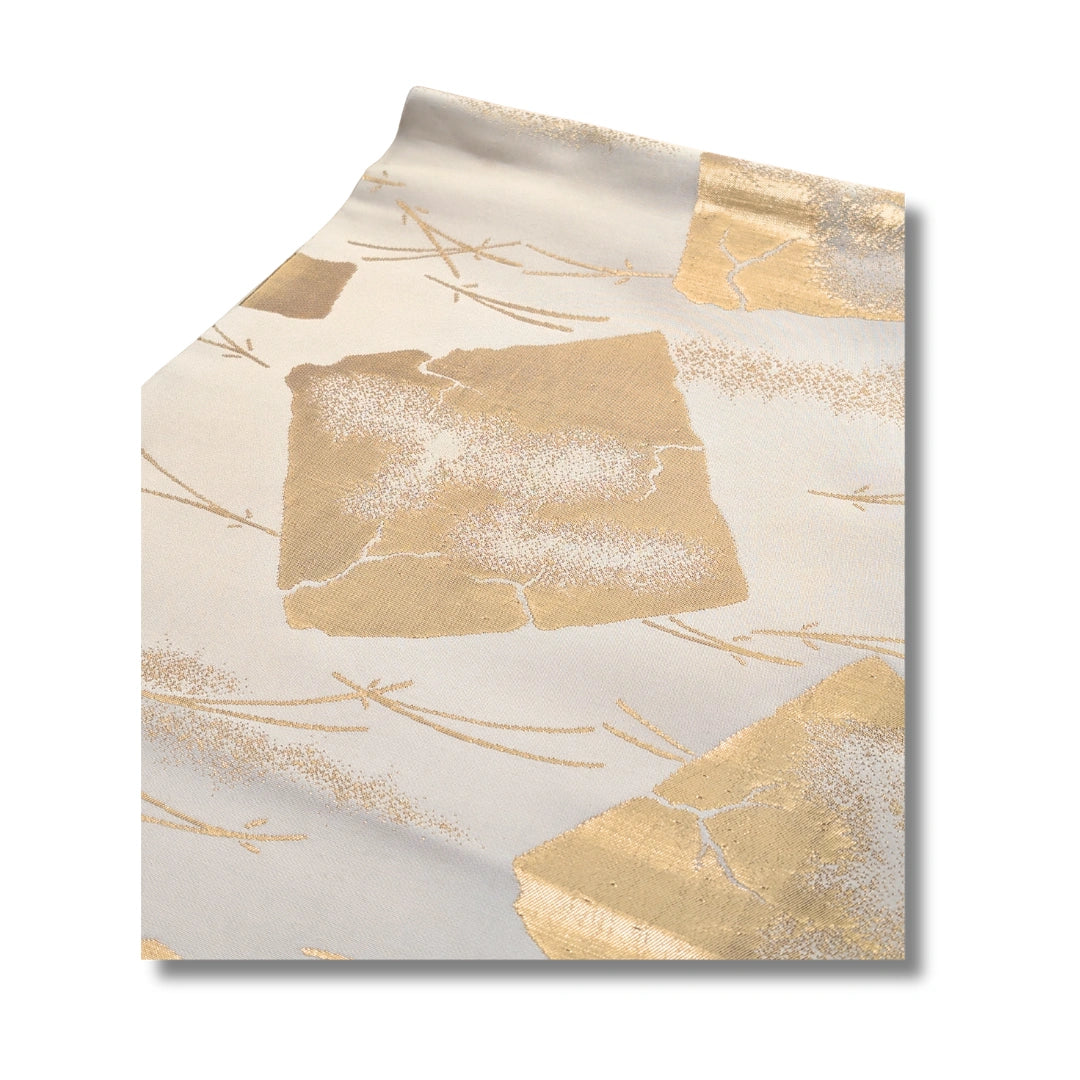 Vintage Maru Obi Elfenbein mit goldenen Akzenten