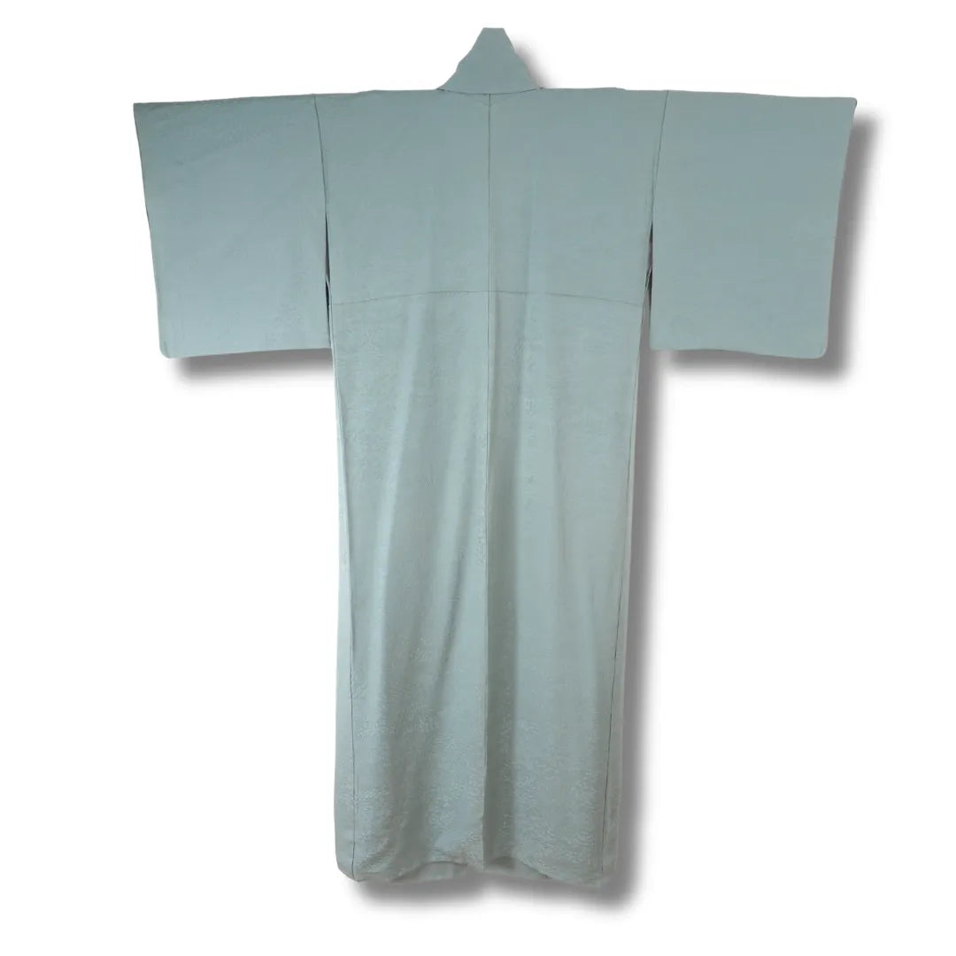 Rückansicht des mintgrünen Vintage Iromuji-Kimonos, klassischer Schnitt