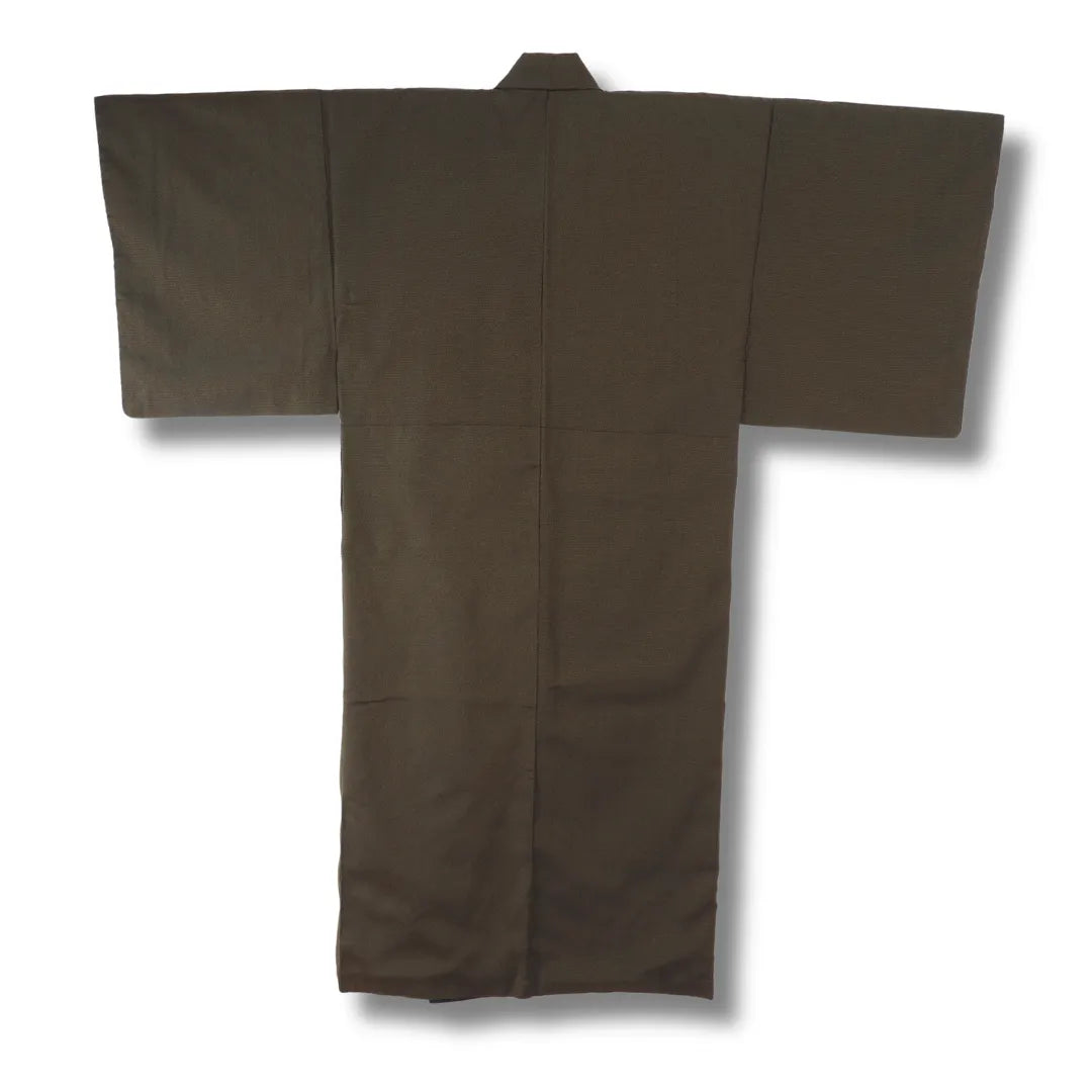 Rückansicht des olivbraunen Vintage Herren-Kimono aus Japan