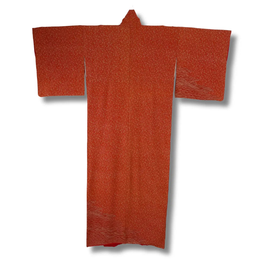 Rückansicht des ziegelroten Vintage Komon-Kimono aus Japan