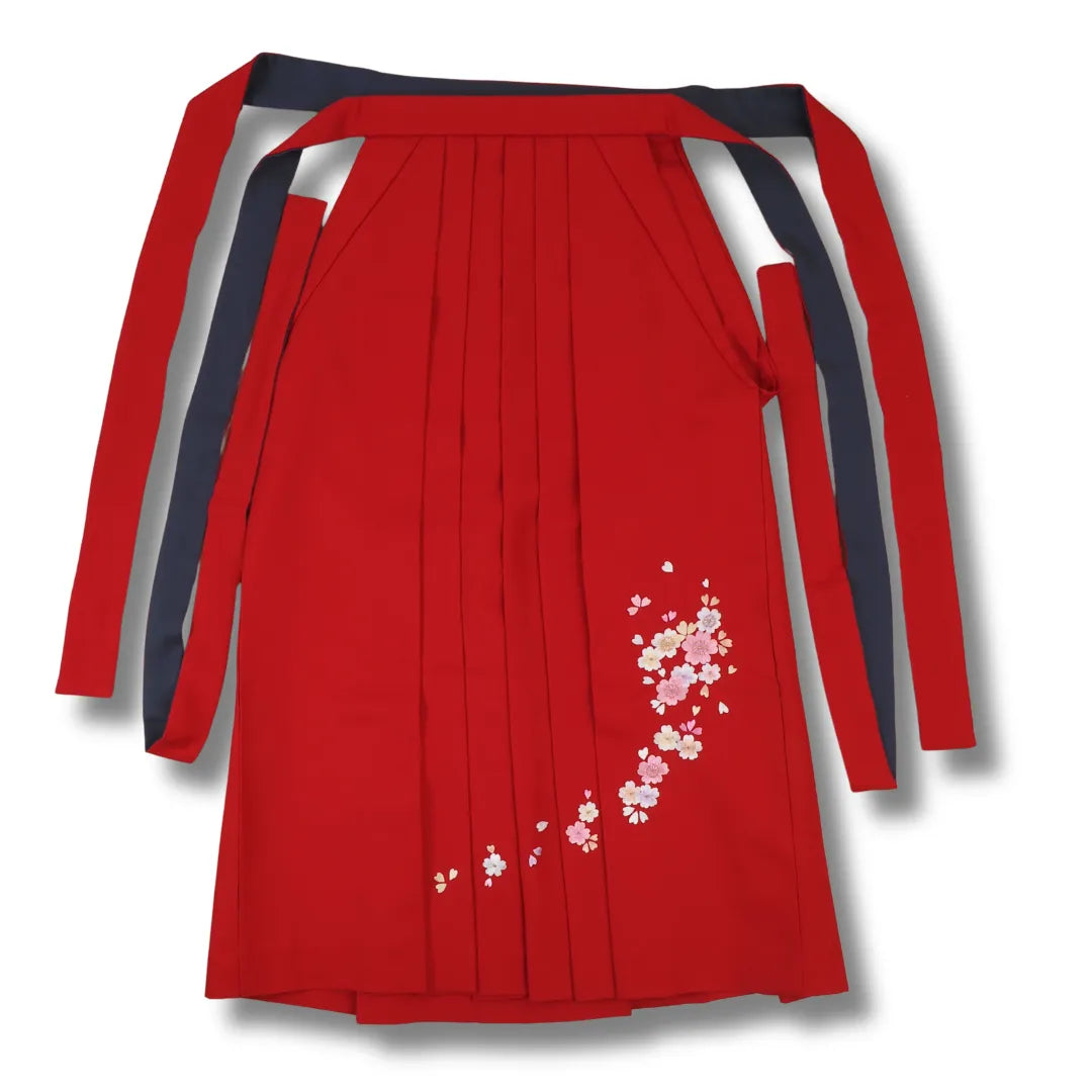 Roter Vintage Damen-Hakama aus Japan mit gestickten Kirschblüten, Frontansicht