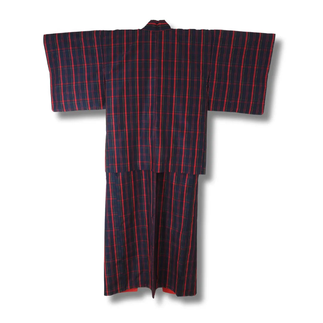 Kimono und Haori Rückansicht kariert