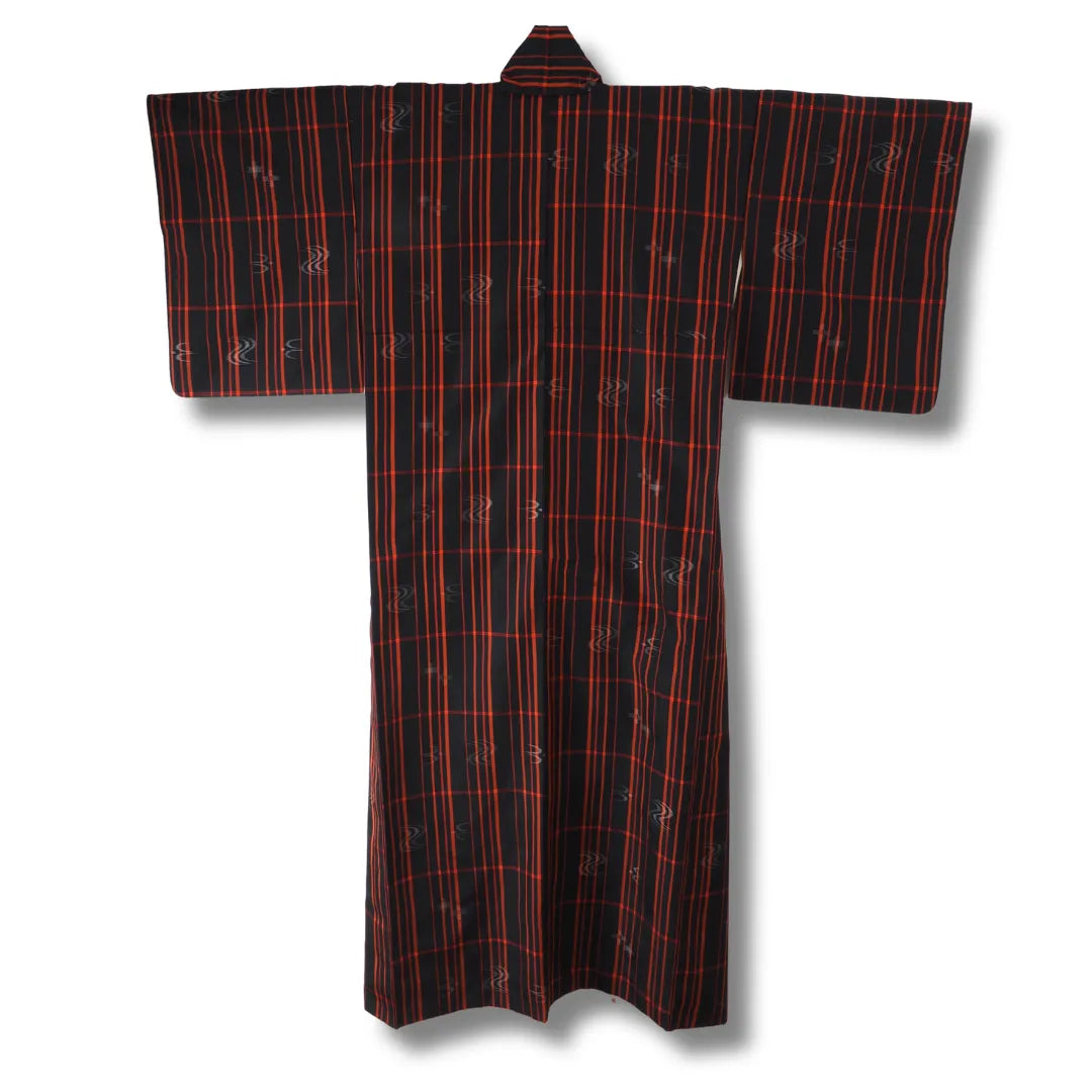 Rückansicht Kimono kariert (schwarz mit rot)