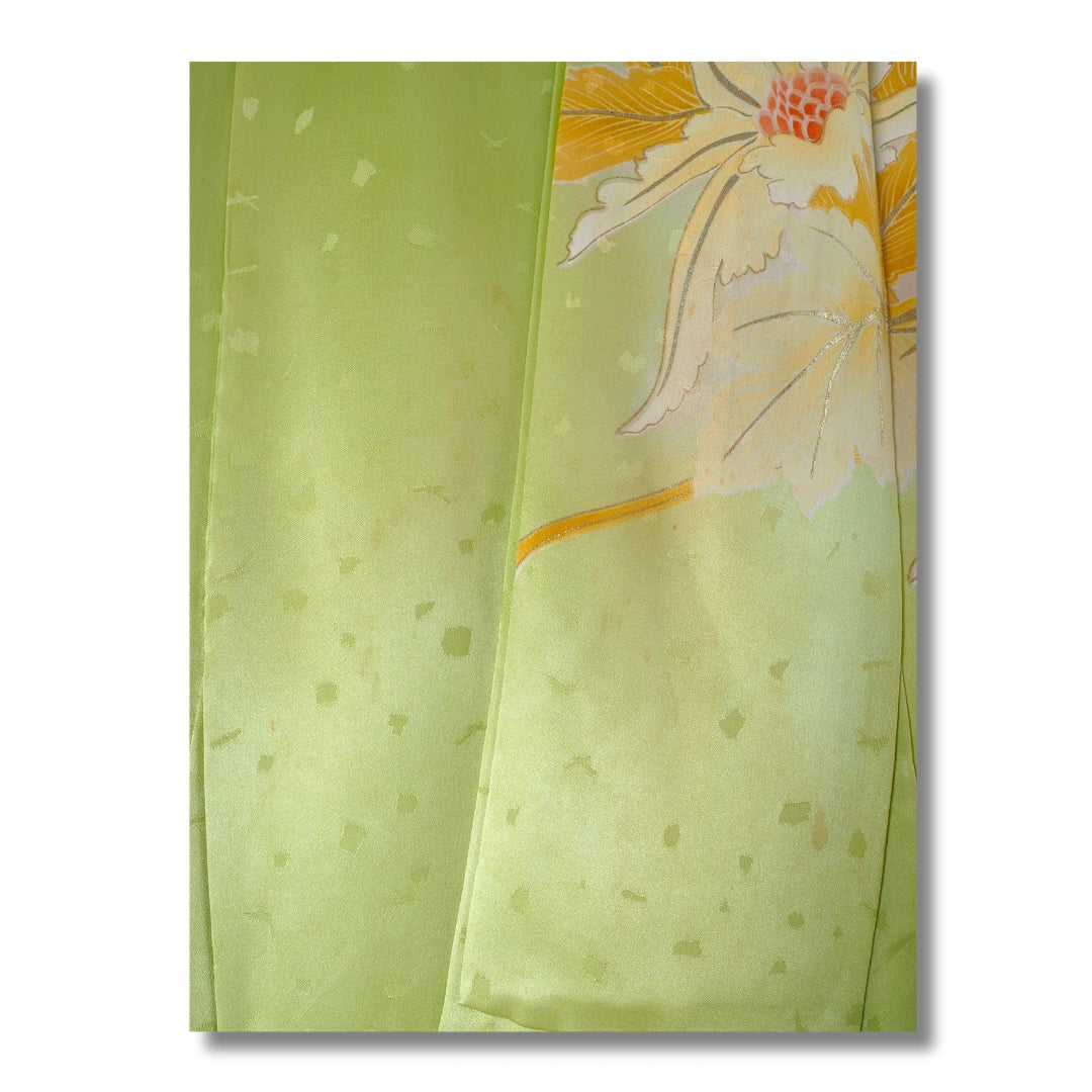 Vintage Damen Furisode Kimono Hellgrün mit Vogel- & Blumenstickerei