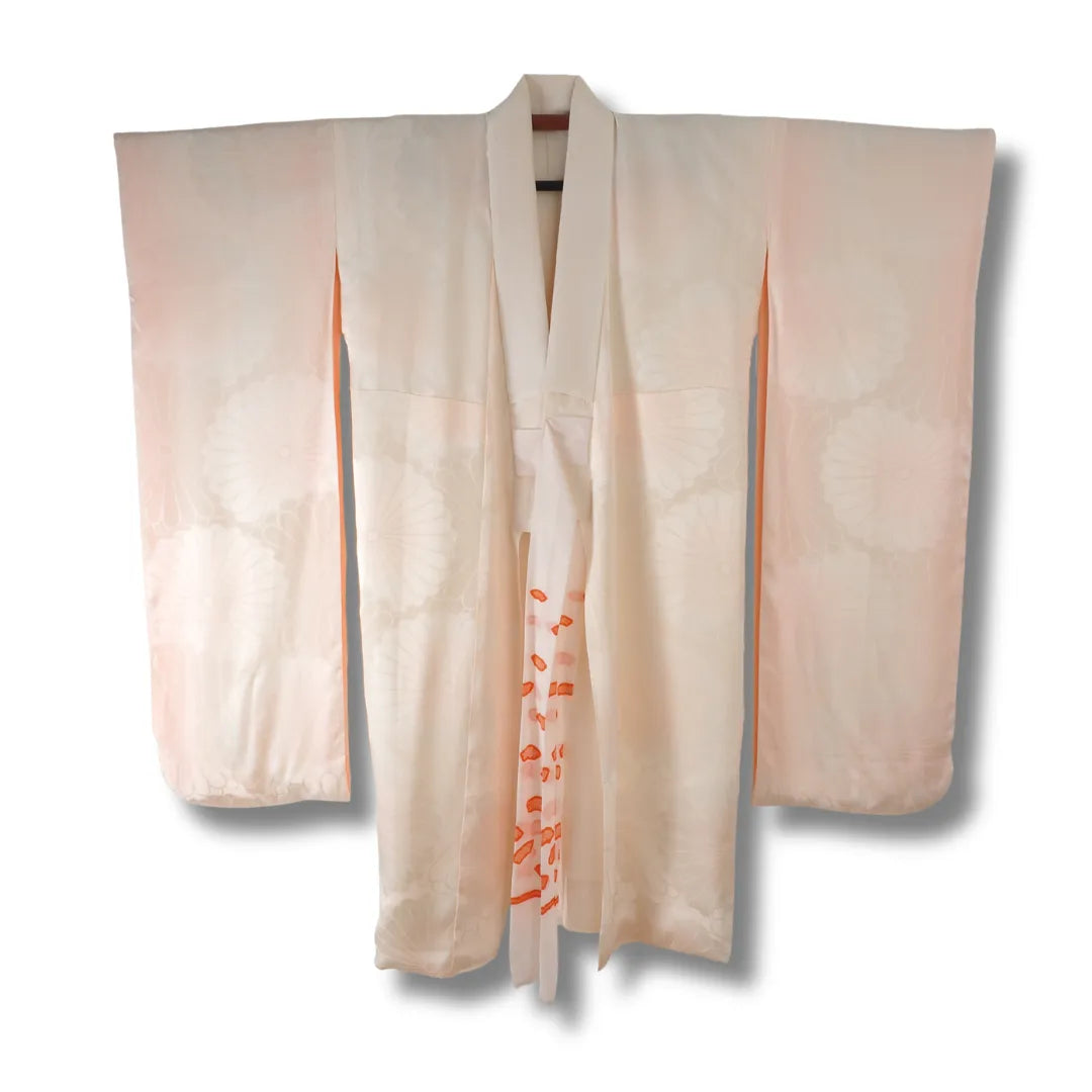 Vintage Furisode Juban in Creme-Rosa mit floralen Mustern Vorderansicht