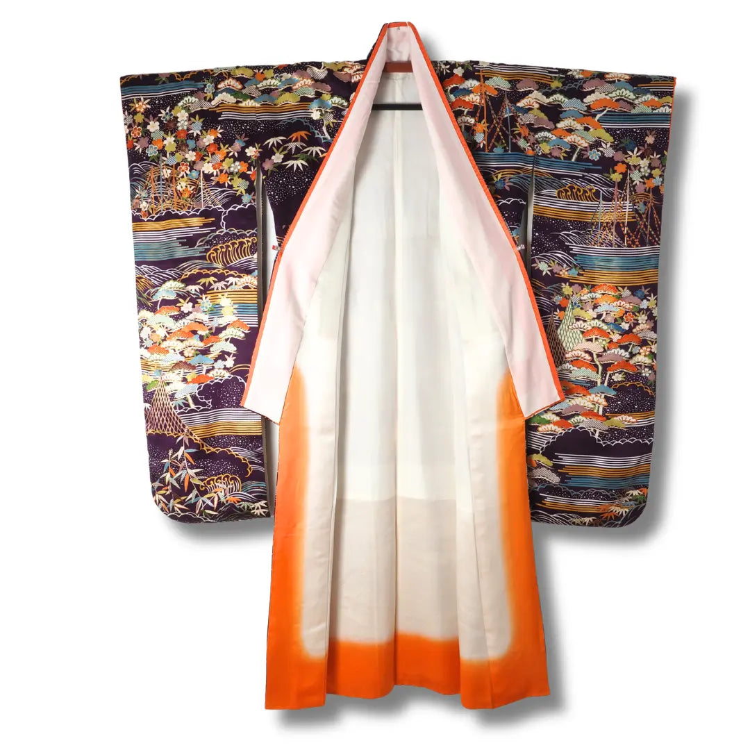Innenansicht eines Furisode Kimono