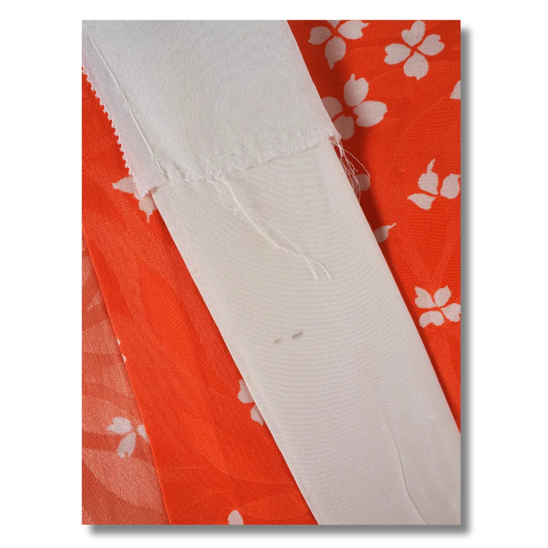 Detailaufnahme des Kragens mit Gebrauchsspuren