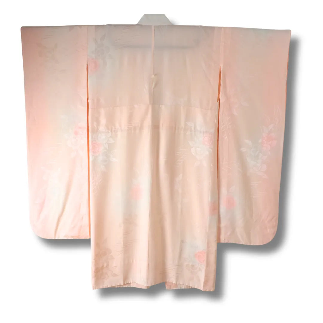 Rückansicht des Vintage Juban in Rosa und Creme