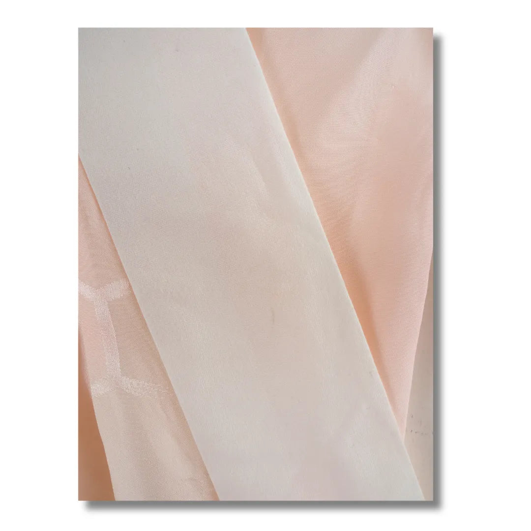 Detailaufnahme des Kragens und Innenstoffs