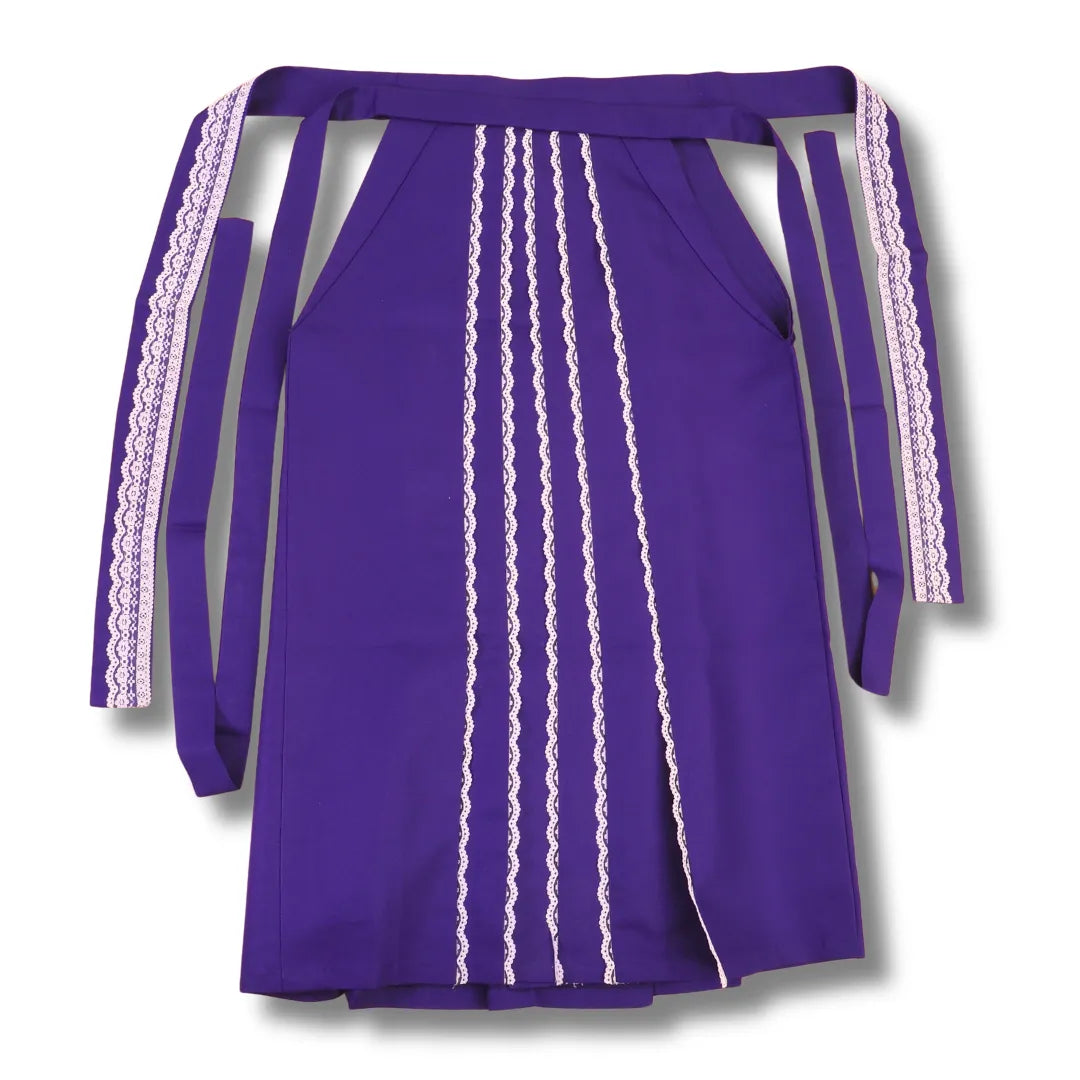 Vintage Damen Hakama in Königslila mit cremefarbenen Spitzenborten und Himo-Bändern, Frontansicht