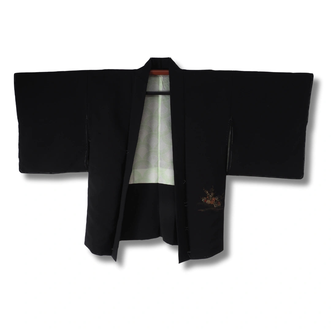 Vintage Damen Haori Schwarz mit Stickerei – Ungetragen
