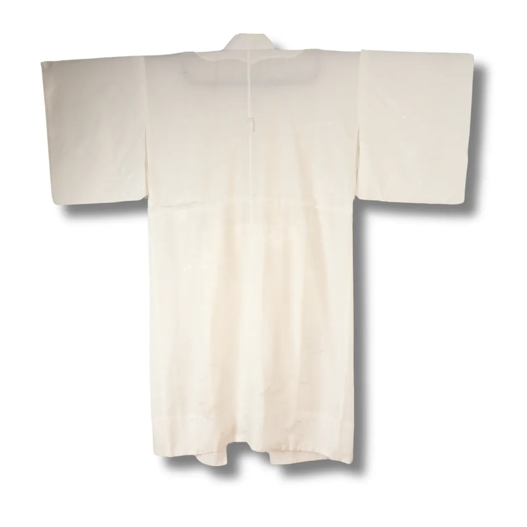 Rückansicht des weißen Vintage Nagajuban für Damen