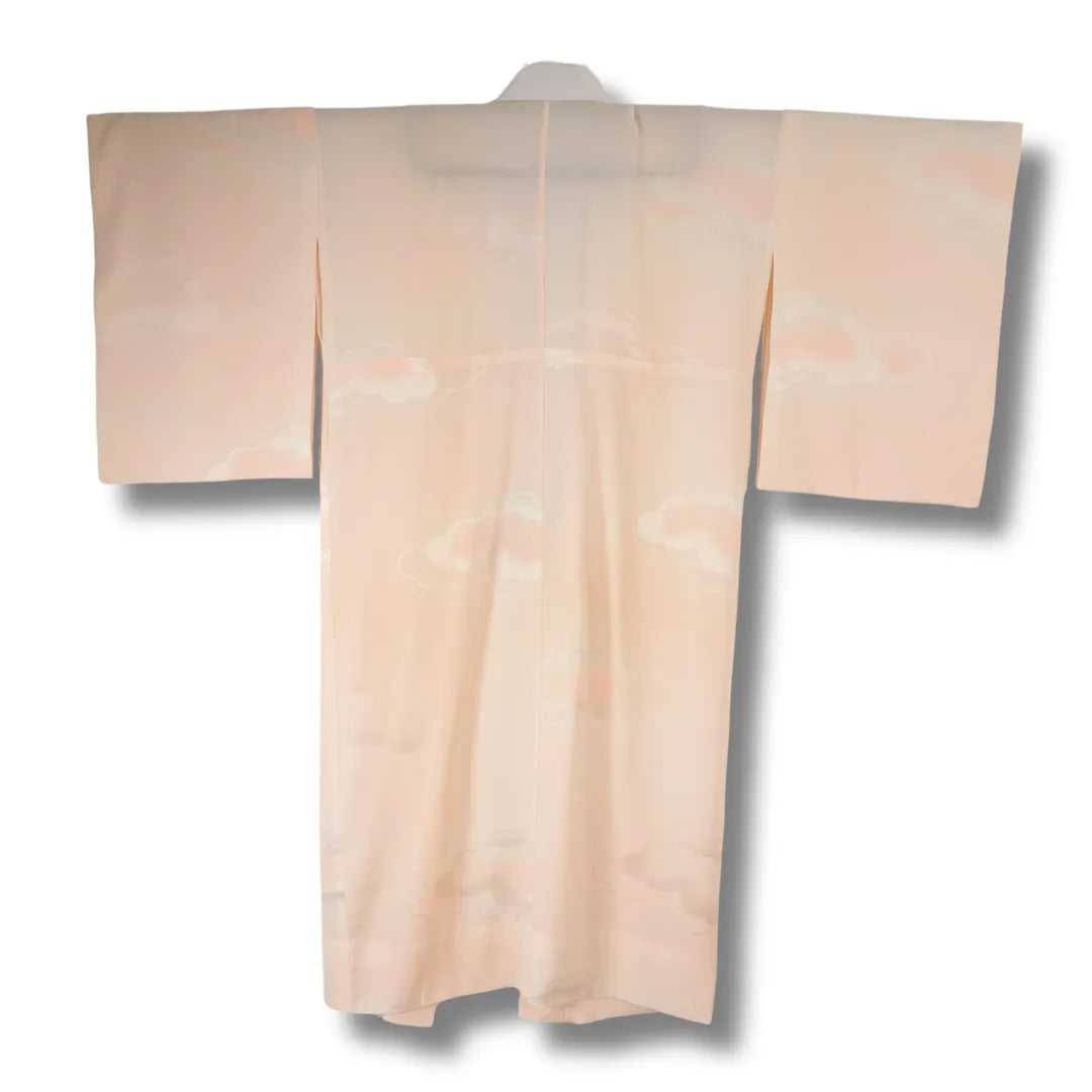 Rückansicht des rosa Vintage Nagajuban für Damen