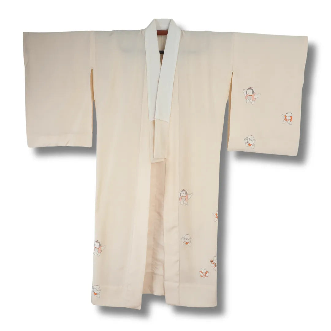 Vintage Juban in Rosa mit kleinen Figurenmotiven Vorderansicht